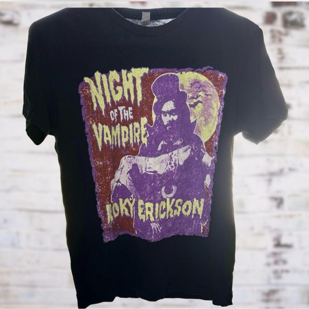 Roky Erickson 'Night of the Vampire' Graphic T-shirt Small